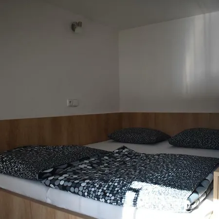 شقة Apartma Fara Loučná nad Desnou