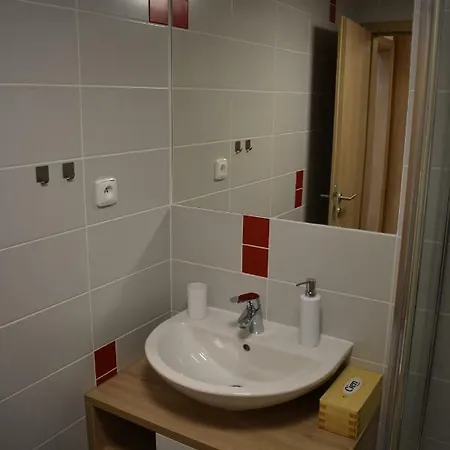 Apartma Fara *